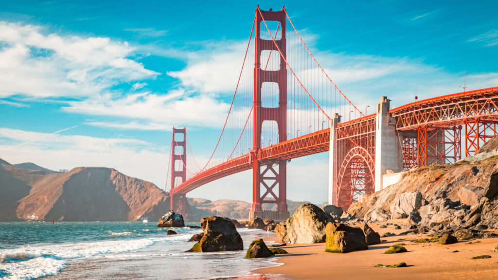 Pet-friendly vacation destinations: San Francisco, USA